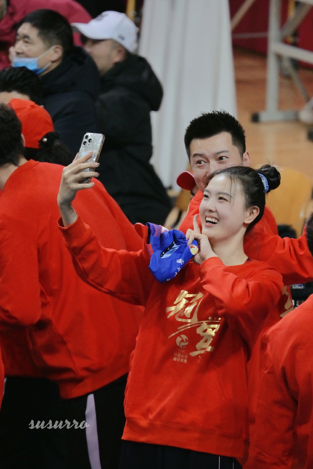 苏炳添回归回归闪耀表现，中国女排球迷集体呐喊
