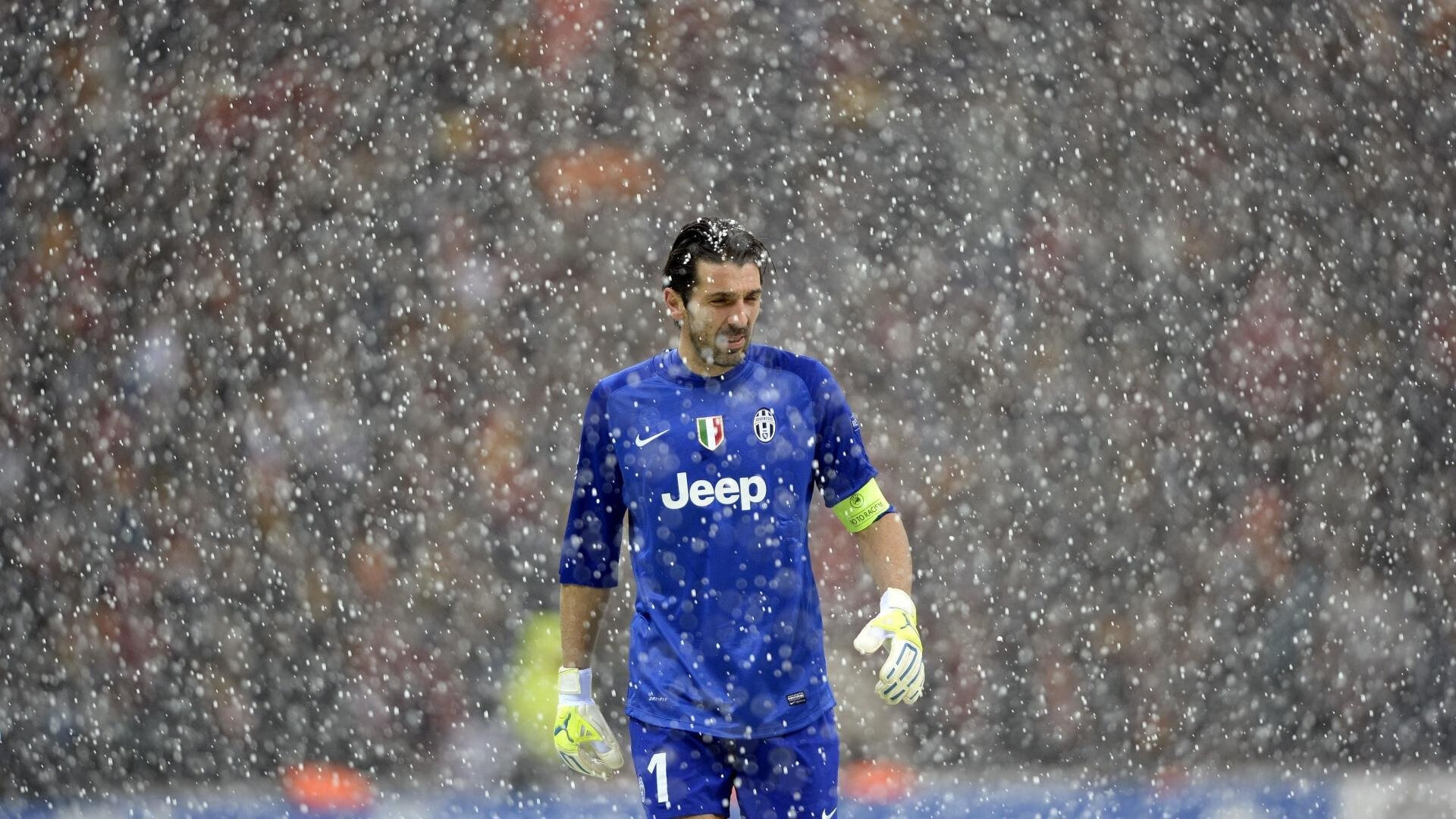 爱游戏APP-梅西赛事官方发布问鼎冠军新规，美国队争议不断！